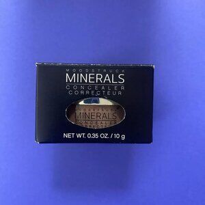 YOUNIQUE Moodstruck Minerals Concealer shade Foxy  - 0.35 oz. NEW IN BOX